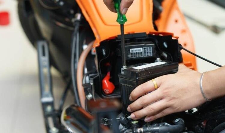 Cara Merawat Motor Listrik